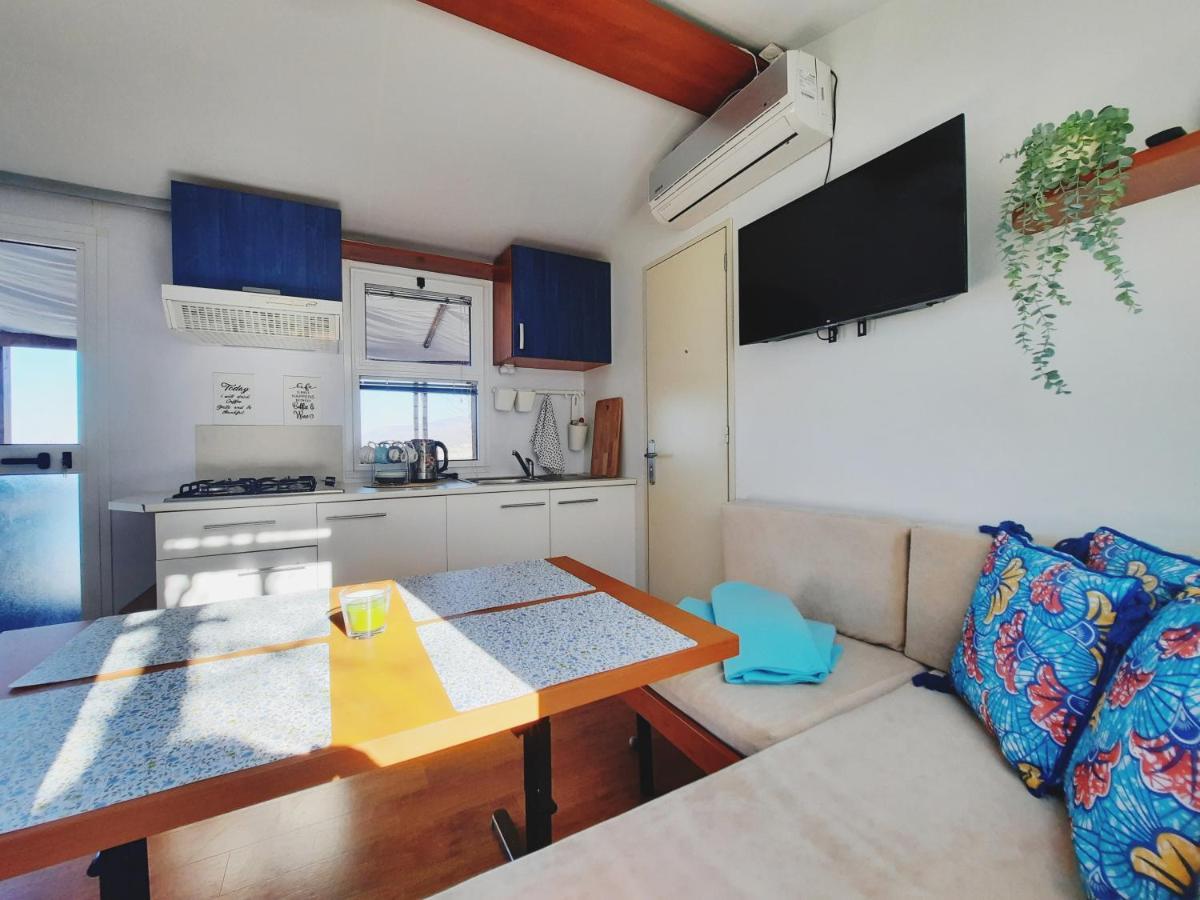 Mobile Home Fantasea Нови-Винодолски Экстерьер фото